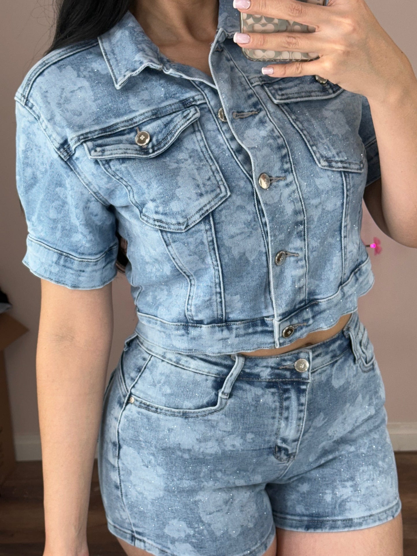 Sparkle Stretch Denim Cropped
Jacket