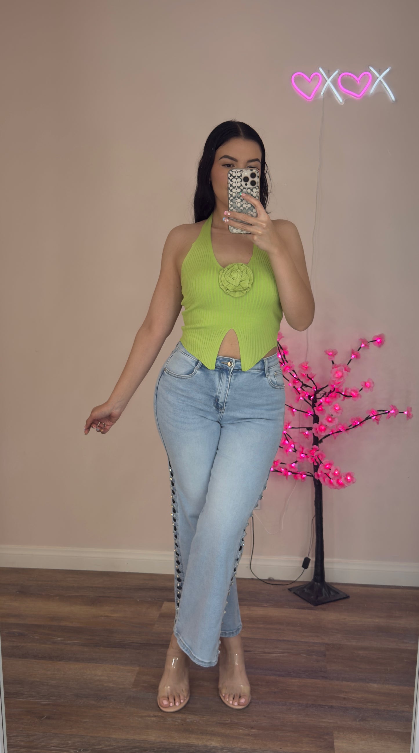 Glam Rhinestone High-Waisted
Stretch Jeans
